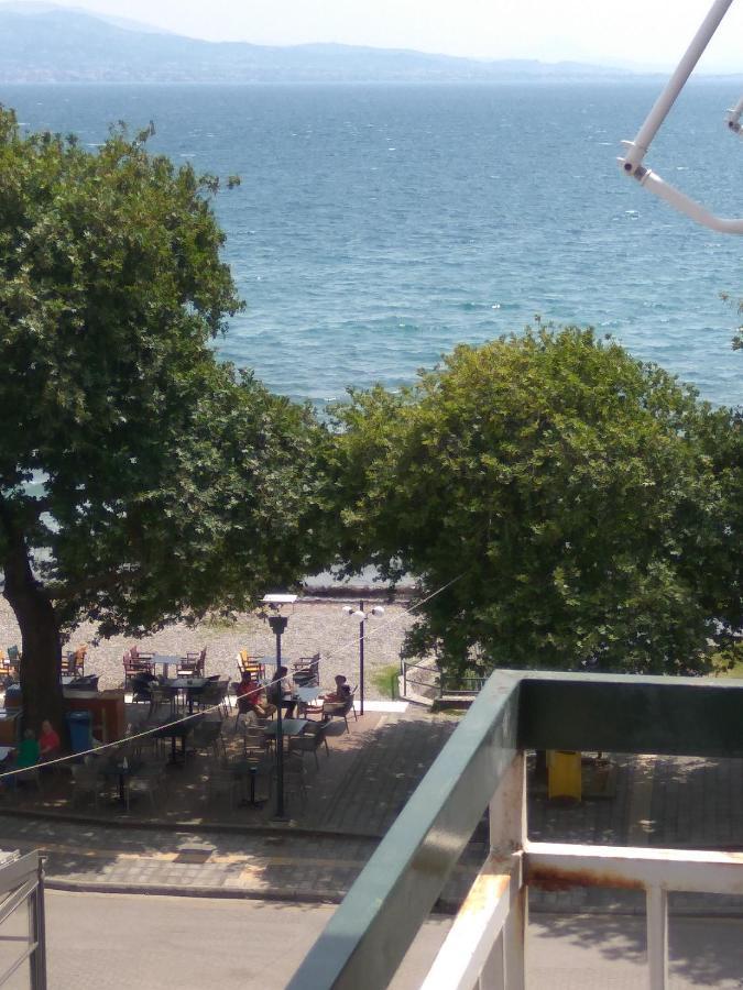 Nafpaktos Beach Luxury Suites 外观 照片