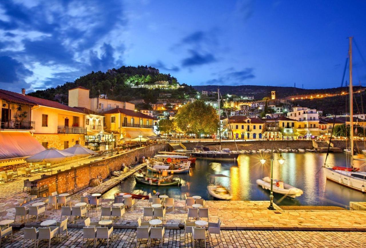 Nafpaktos Beach Luxury Suites 外观 照片