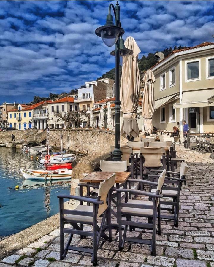 Nafpaktos Beach Luxury Suites 外观 照片