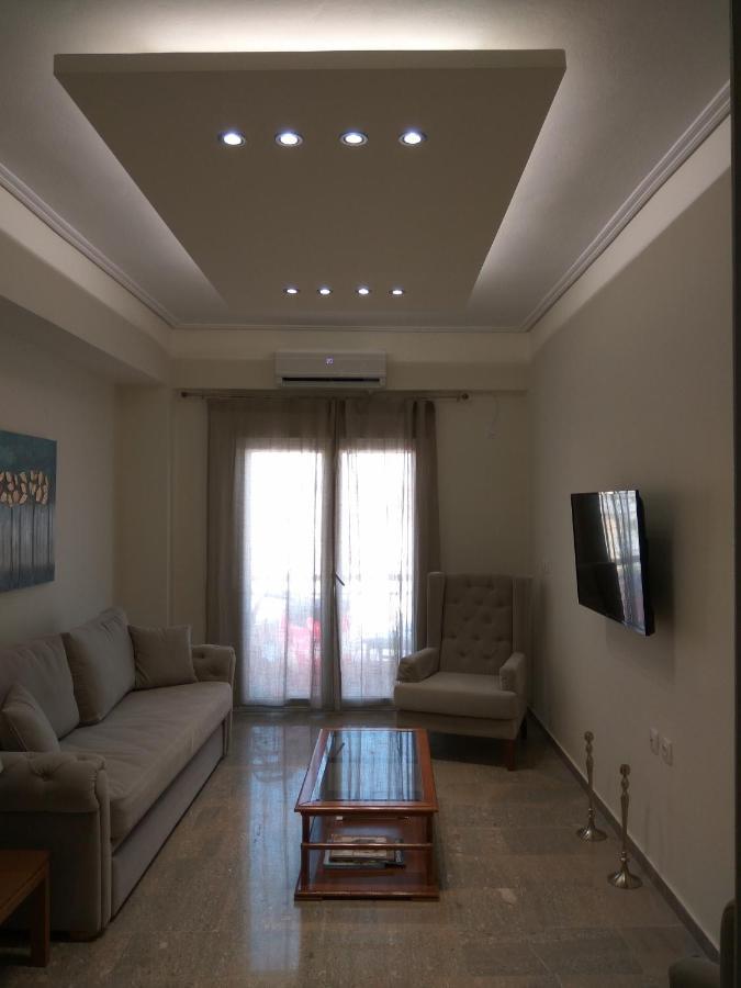Nafpaktos Beach Luxury Suites 外观 照片